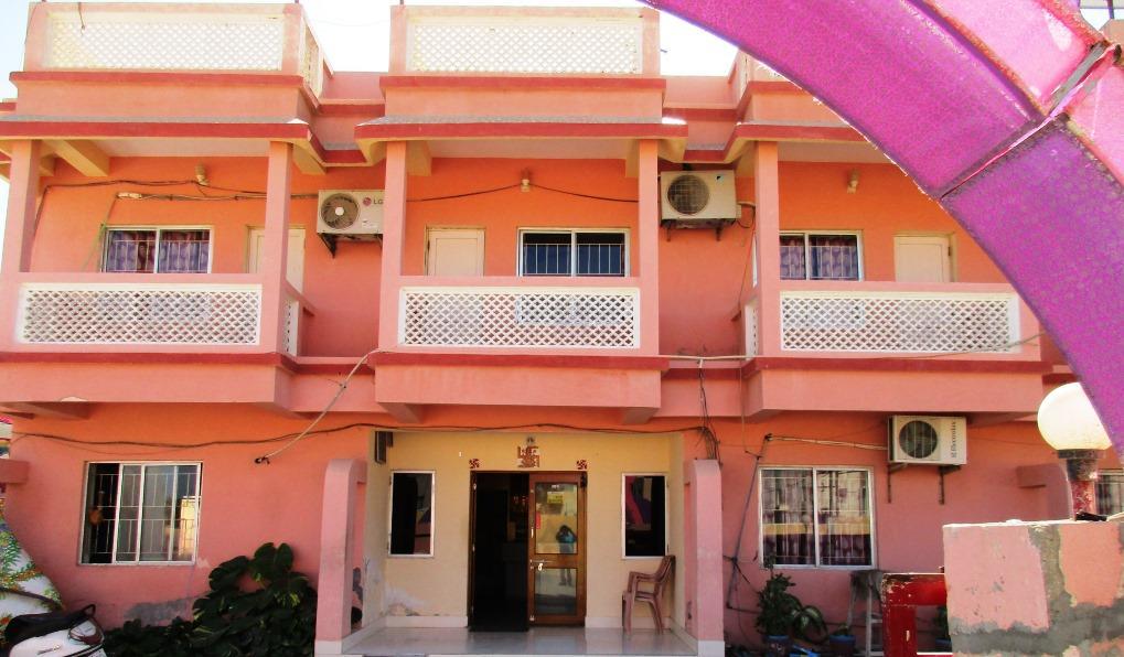 Hotel Devang Dwārka Exterior foto